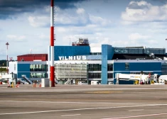 Контрабандные шары продолжают нарушать работу Вильнюсского аэропорта