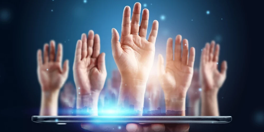 Спасите демократию!