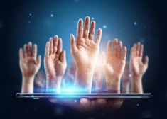 Активисты ManaBalss.lv просят у Сейма денег на поддержку демократии