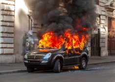 Каждый день в Латвии загорается автомобиль. Какие марки вспыхивают чаще других?