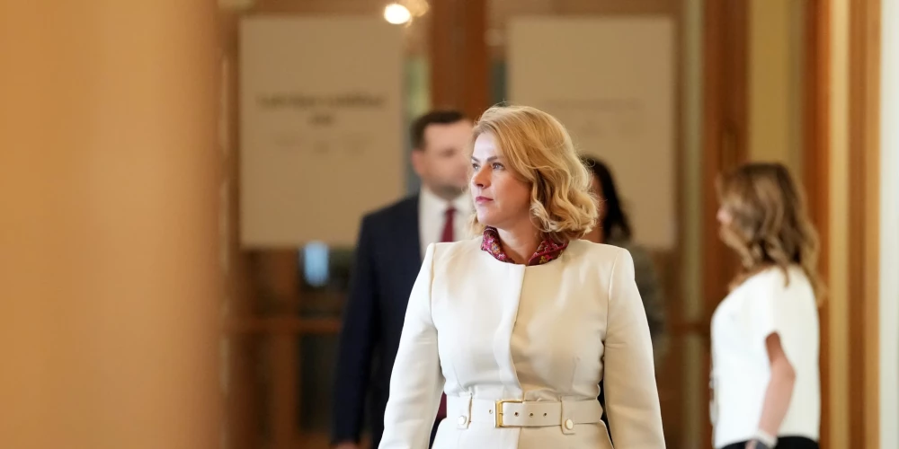 Valsts prezidenta kancelejā izvēlējās atklāt, ka tikšanās nav ieplānota, tieši pēc Ministru prezidentes iniciatīvas.