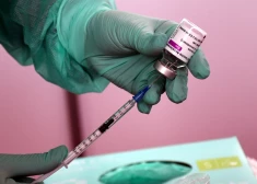 Вместе с ненужными вакцинами от Covid-19 правительство Латвии "утилизовало" 4 млн евро