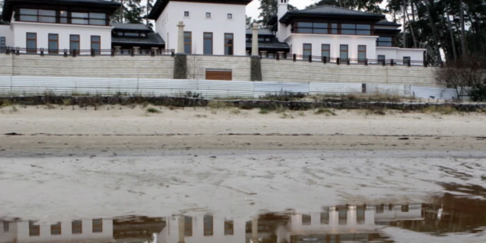 Bijušā "Parex bankas" akcionāra Valērija Kargina "Villa Adlera" Jūrmalā.