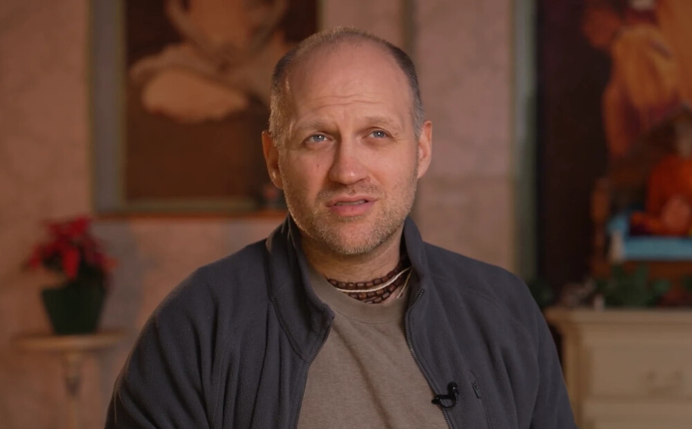 Uģis Kuģis jau atkal izvācies no sievas istabas un guļ viens