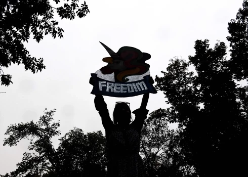 Krievijā turpmāk 14 gadus vecus jauniešus varēs saukt pie kriminālatbildības par sabotāžu.