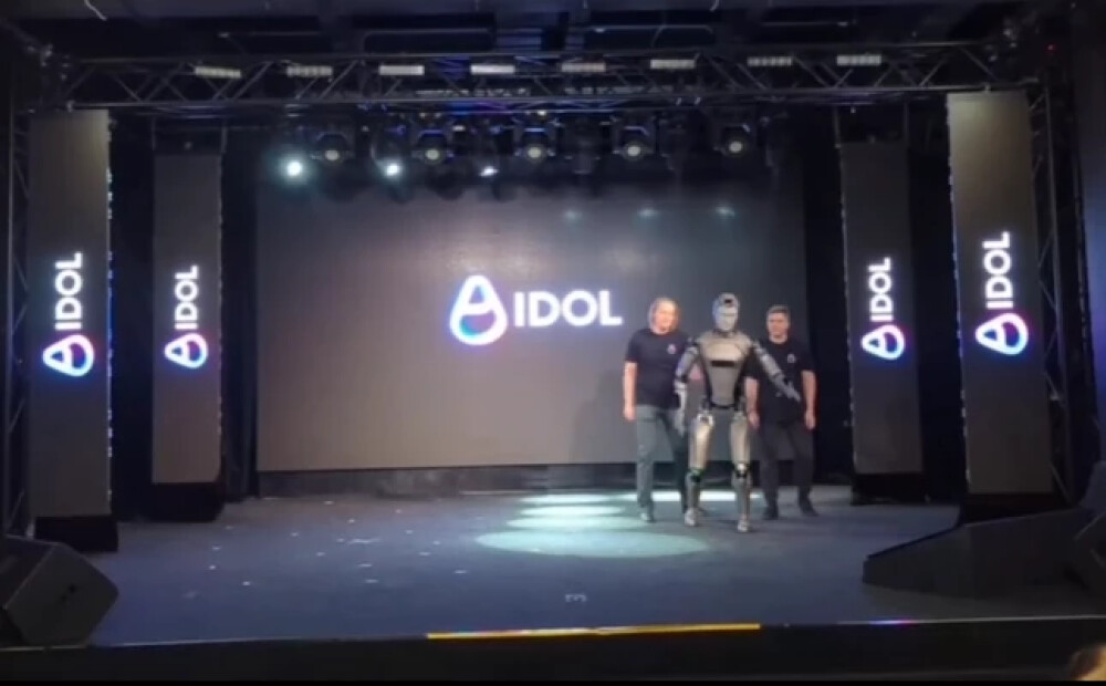 VIDEO: Krievijas lepnums zaudē līdzsvaru – pirmais humanoīds robots izskatās, kā būtu pārsniedzis “atļauto promiļu normu”