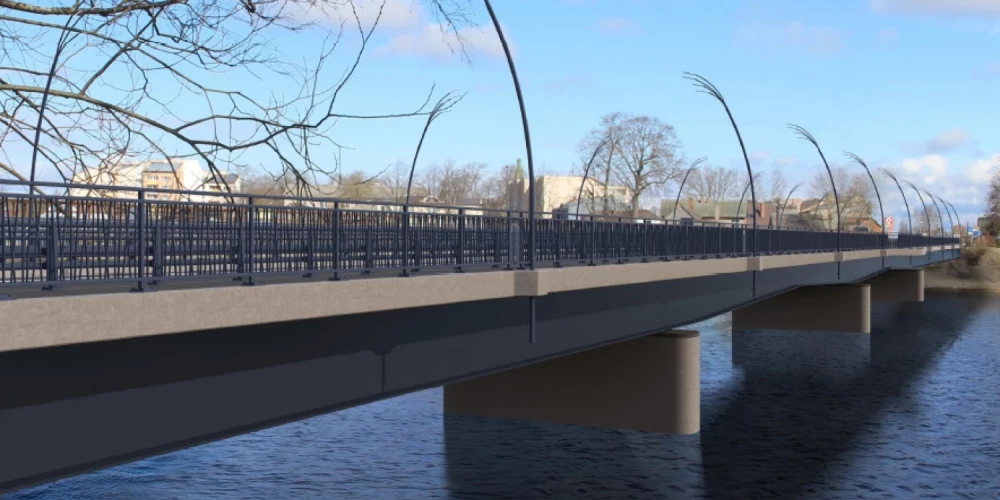 Новый мост через Салацу открыт: движение без светофоров.