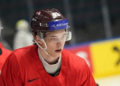 Anrī Ravinskim -4 pamatīgā "Canucks" sagrāvē