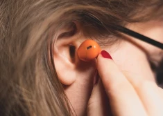 ИИ-музыка заполоняет стриминги - люди больше не способны отличить ее от "человеческой"