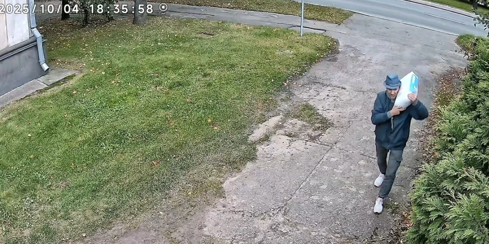 Policija meklē attēlā redzamo vīrieti.