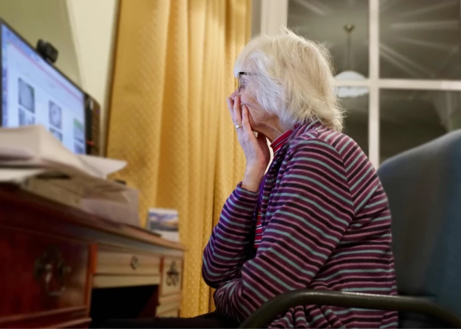 Kāpēc telefona krāpnieki par upuriem izvēlas pensionārus?