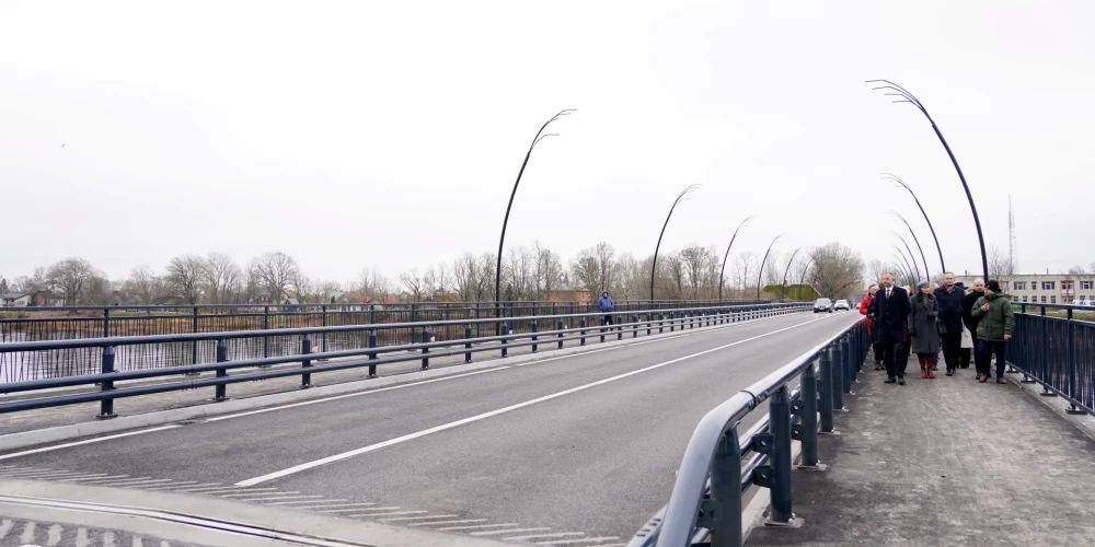 Tilts pār Salacu Salacgrīvā.