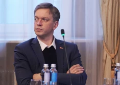 No amata grasās gāzt Siguldas novada mēru Jāni Vimbu