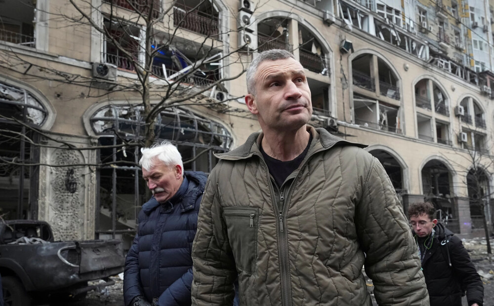 Kijivas mērs: Ukrainā jasamazināt iesaukšanas vecumus