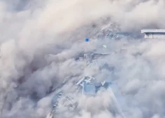 Ķīnā sabrūk nesen atklātais tilts