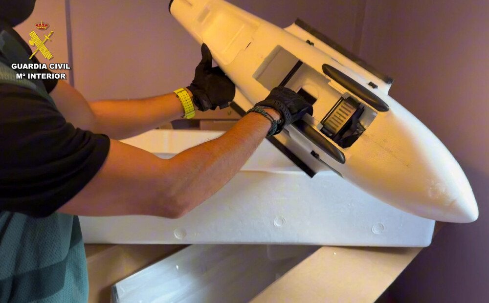 Spānijā likvidēta banda, kas hašišu no Marokas vedusi ar droniem