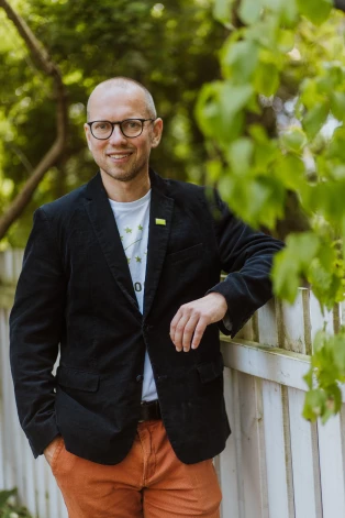 “2024. gadā sāktais bioloģiskās lauksaimniecības platību ceļš augšup turpinās ar uzviju,” saka Raivis Bahšteins, Latvijas Bioloģiskās lauksaimniecības asociācijas valdes priekšsēdētājs.