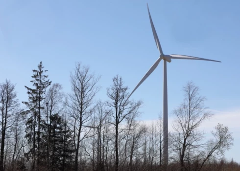 Saeima noraida LPV rosinājumu palielināt minimālo attālumu starp vēja elektrostacijām un apdzīvotām vietām. 