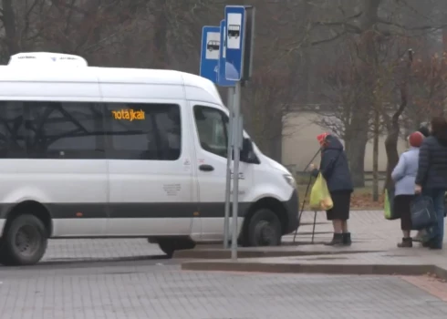 Проблемы со связью в Сигулдской автостанции возникают из-за близко расположенной инфраструктуры связи Latvijas dzelzceļš, которая может глушить сигнал мобильных операторов.