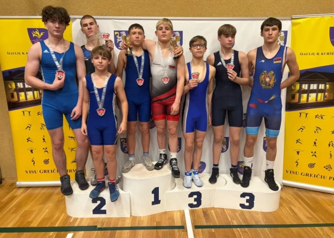 Grieķu-romiešu cīkstoņi no Liepājas uzrāda labus rezultātus sacensībās Lietuvā