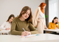 В Риге изменят систему подачи заявлений в школы: лишние заявки будут удаляться