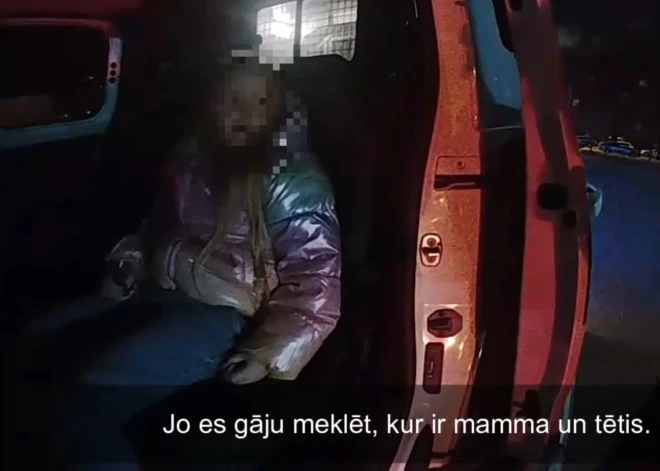 В Риге девочка ночью вышла на улицу искать родителей - мать была пьяна