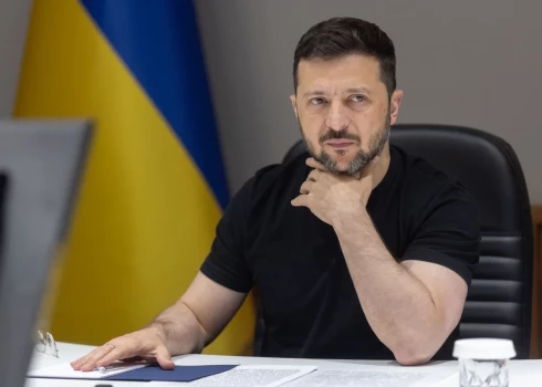 Zelenskis uzsvēra, ka Ukrainas armijas lielumu nevar salīdzināt ar Krievijas armiju, ņemot vērā valstu atšķirīgos izmērus.