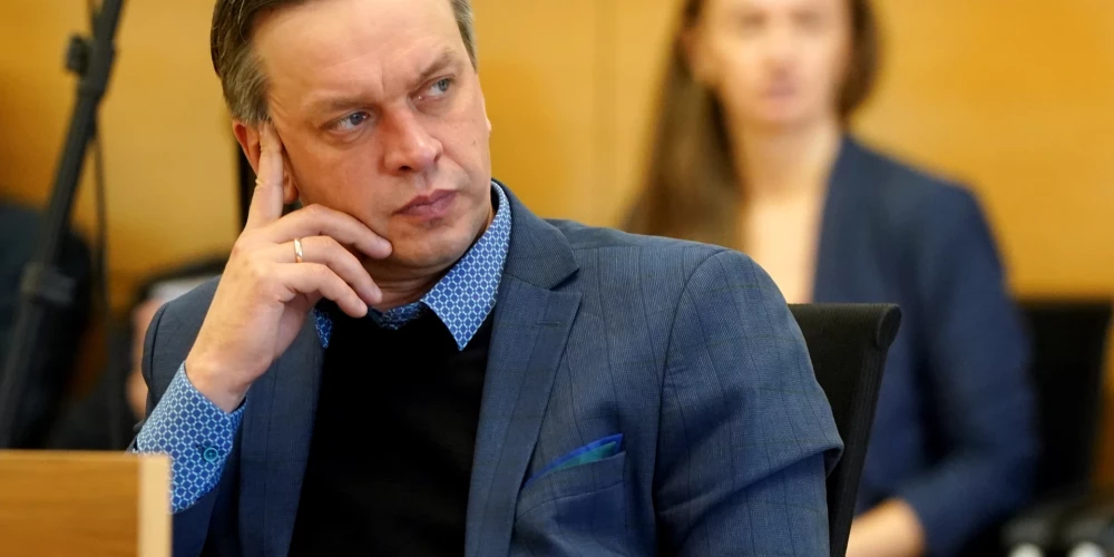 Gāztais Siguldas novada domes priekšsēdētājs Jānis Vimba neuzskata savu atbrīvošanu no amata par pamatotu.