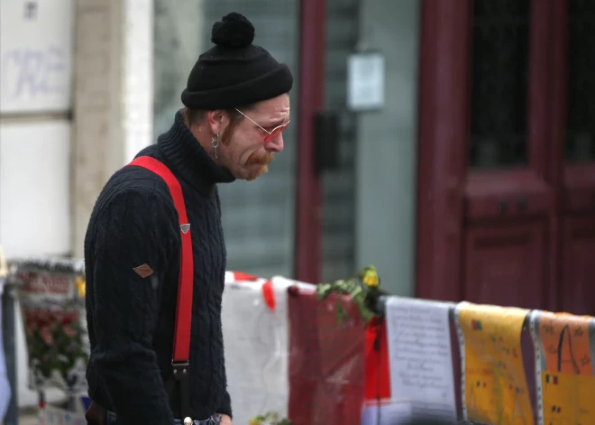 "Cilvēki lēca priekšā lodēm, lai glābtu savus mīļos no nāves!" Mūziķis dalās sāpīgās atmiņās par asiņaināko teroraktu Francijas vēsturē