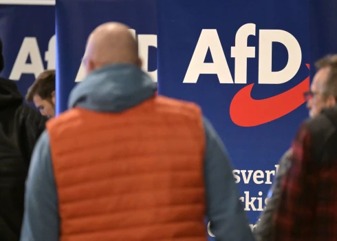 AfD politiķis tiek turēts aizdomās par atbalstu tā dēvētajai Impērijas grupai un par līdzdalību valsts nodevības plānošanā.