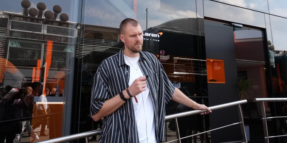 Latvijas basketbolistam Kristapam Porziņģim piešķirta brīvdiena.