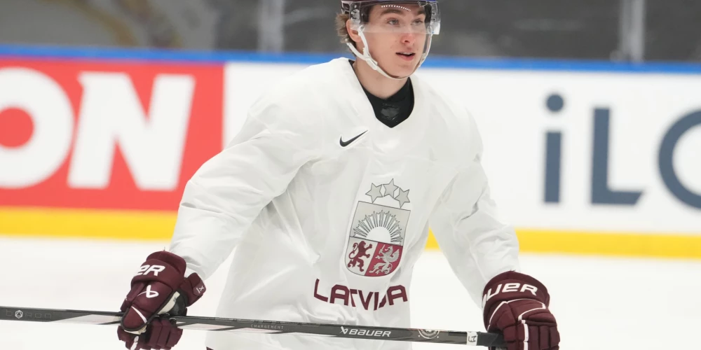 Latvijas hokeja izlases kandidāts Martins Laviņš.