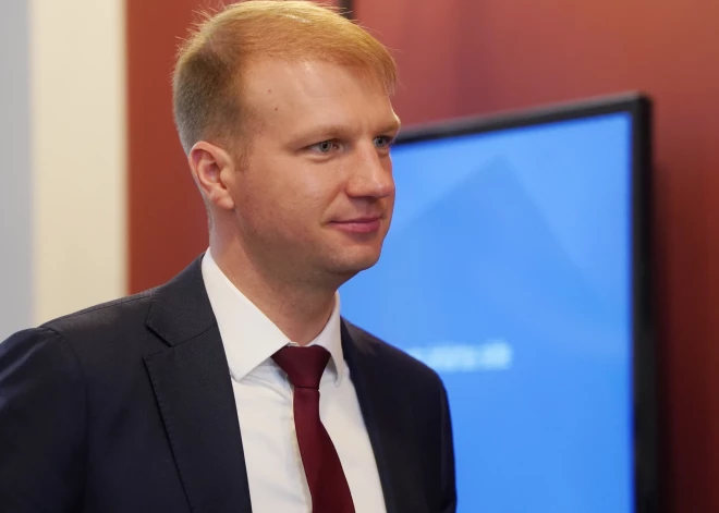 Daudzi nemaz nenojauš: ministrs skaidro, kāpēc atslēgšanās no BRELL Latviju pasargāja no triecienu sekām