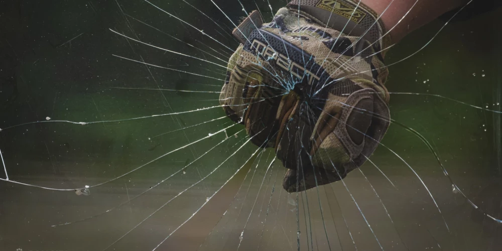 Policija operatīvi aiztur dārglietu un naudas zagļus Latgalē.