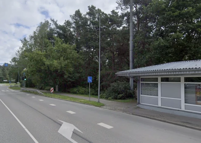 В Риге водитель BMW насмерть сбил пешехода и скрылся с места происшествия. Разыскиваются очевидцы