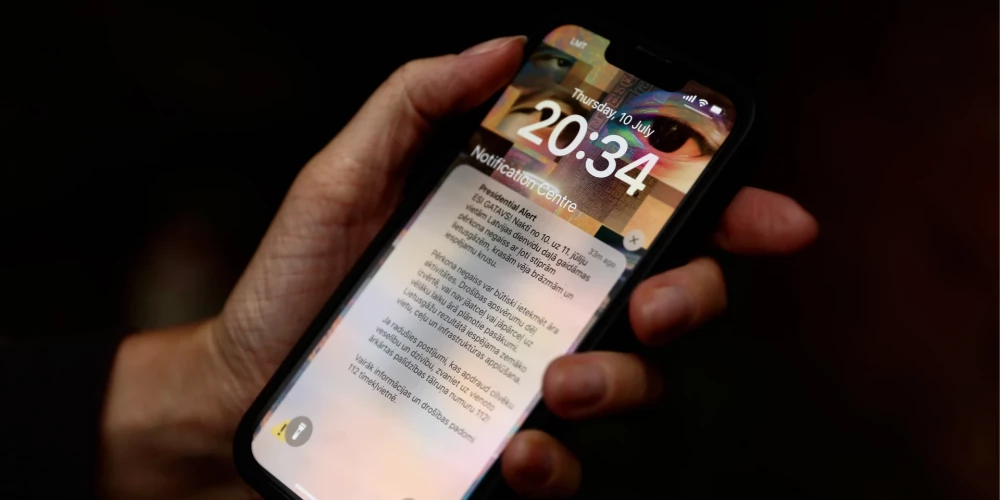 Šūnu apraide: jauns rīks Latvijas iedzīvotāju informēšanai par nozīmīgiem apdraudējumiem veselībai, drošībai vai dzīvībai.