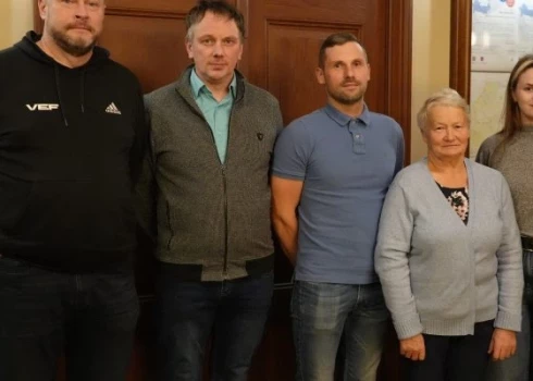  Šonedēļ uz pirmo tikšanos sanāca jaunievēlētā Pelču pagasta iedzīvotāju padome.