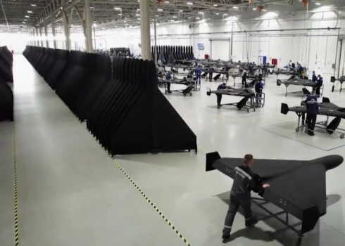 Krievu okupantu bāze, kur tiek ražoti "Shaded"/"Geran" droni.