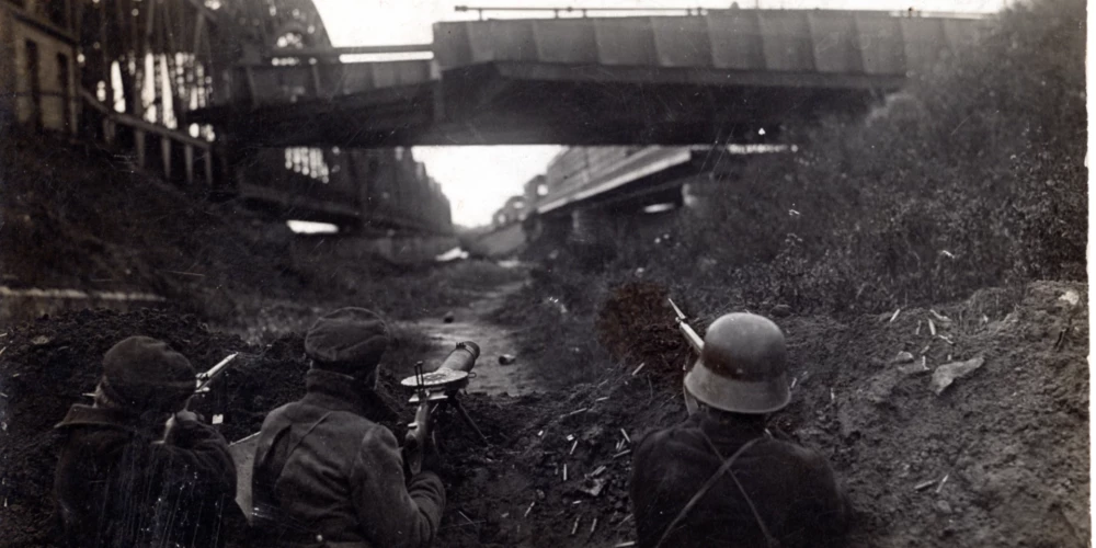 Daugavmala Bermontiādes laikā. Rīga, 1919. gada oktobris–novembris.