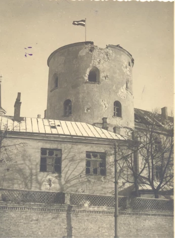 Rīgas pils Svētā Gara tornis. 1919. gada novembris.