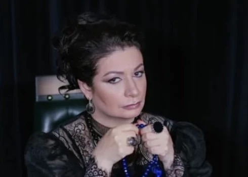 Par "Putina raganu" dēvētā Aļona Poļina.