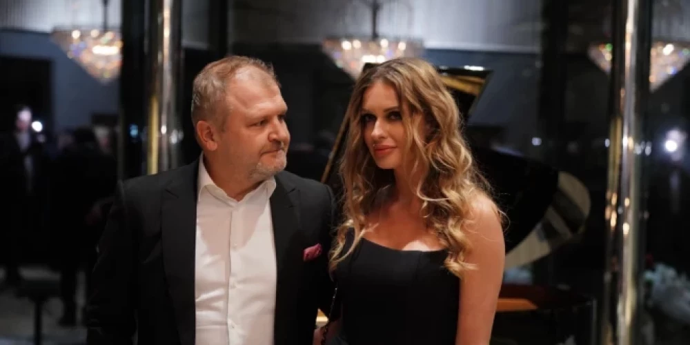 Oļegs Fiļs un Kristīne Jelinska.