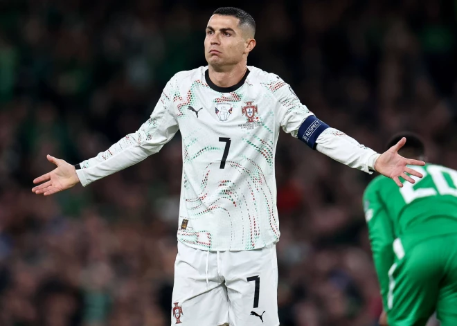 Krištianu Ronaldu draud diskvalifikācija: leģendai var nākties Pasaules kausa finālturnīra pirmo spēli noraudzīties no malas