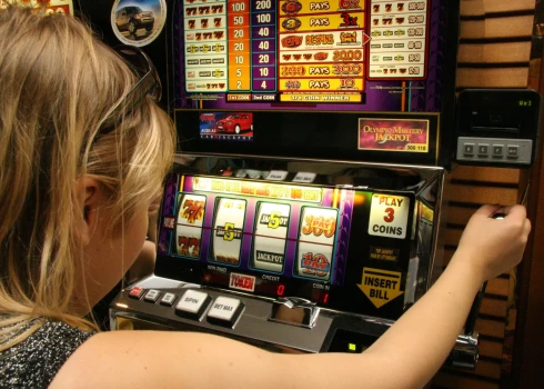 Spēļu automāti kazino "Olympic Casino".