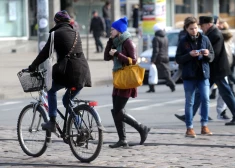 Latvijas mājsaimniecības par elektrību maksā vairāk nekā turīgajās Rietumeiropas valstīs