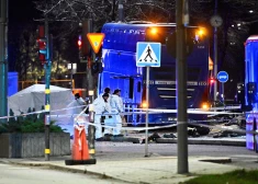 Zviedrijas policija nākusi klajā ar jaunumiem par traģisko autobusa avāriju Stokholmas centrā