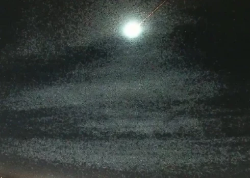 Редкий болид осветил небо!