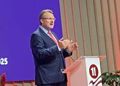 Šlesers partijas kongresā: "Esmu gatavs veidot valdību - ja ZZS negrasās gāzt šo varu, tad viņiem jāuzņemas atbildība!"