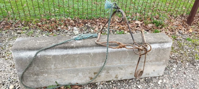 Saldus ielās tiek izliktas bebru un lapsu lamatas, kurās savvaļas zvēru vietā "iesprūst" kaimiņu mīļdzīvnieki.