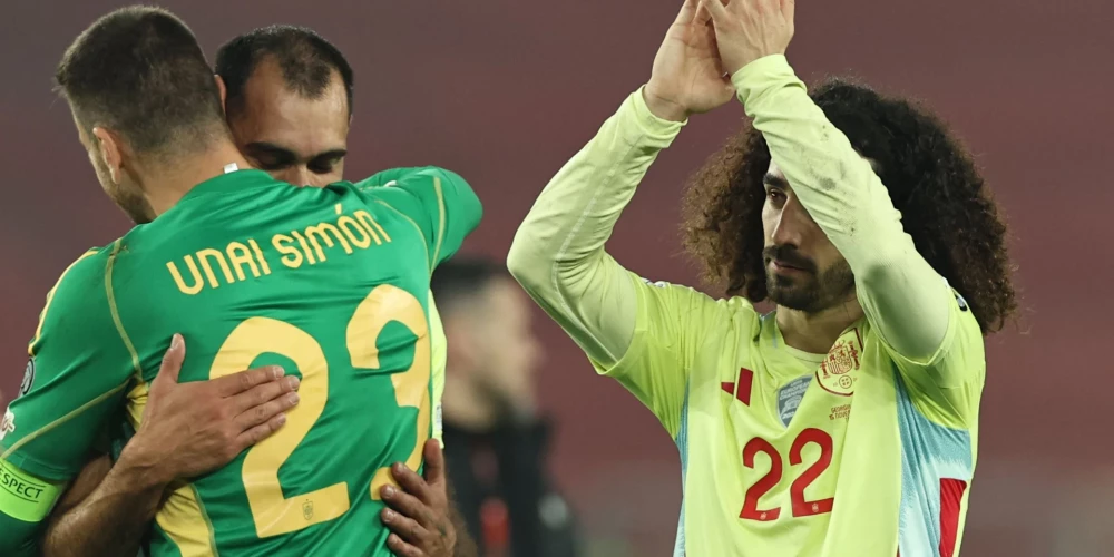 E grupas spēlē Spānija ar 4:0 (3:0) sagrāva Gruziju.